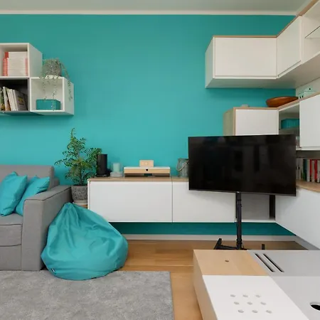 Metro Wilanowska Apartment With Parking By Noclegi Renters Warsaw Exterior photo