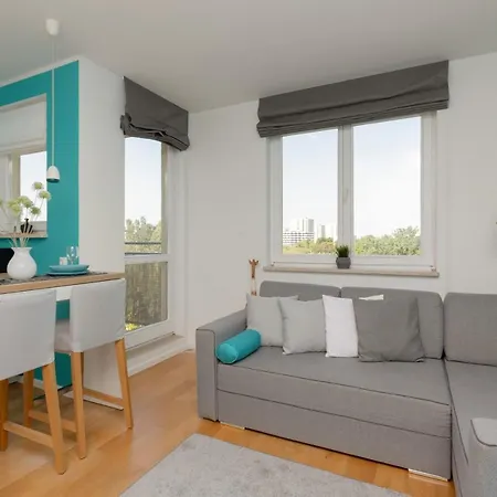 Metro Wilanowska Apartment With Parking By Noclegi Renters Warsaw Exterior photo