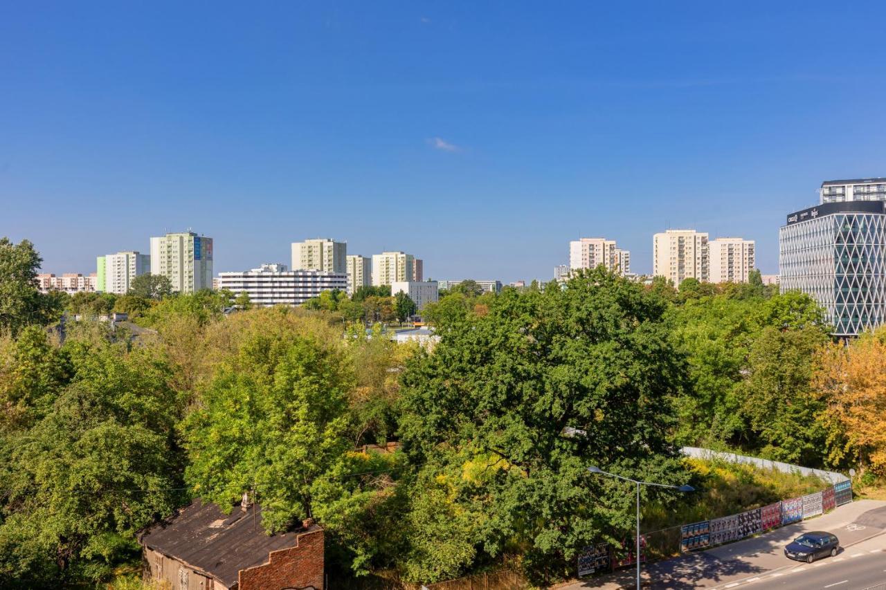 Metro Wilanowska With Parking By Renters Apartment