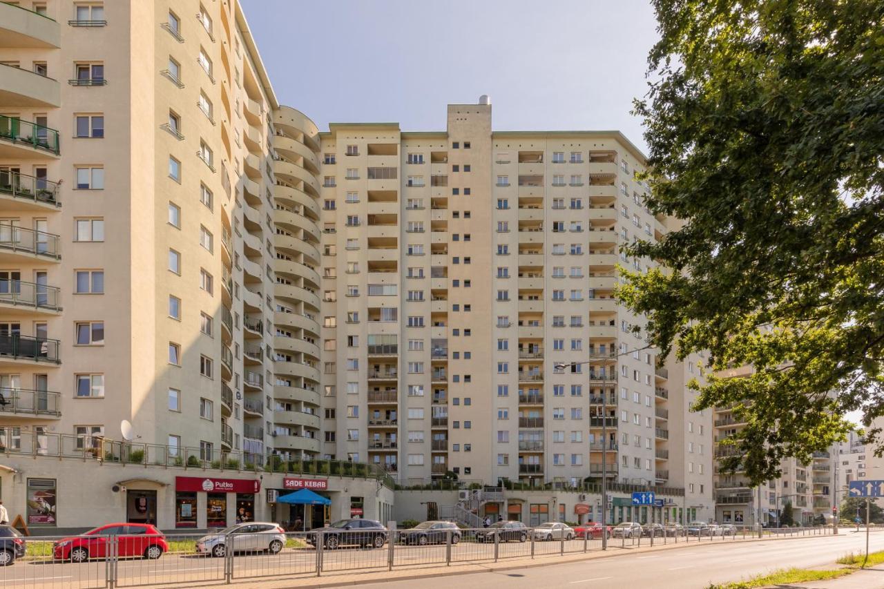 Metro Wilanowska With Parking By Renters Апартаменти